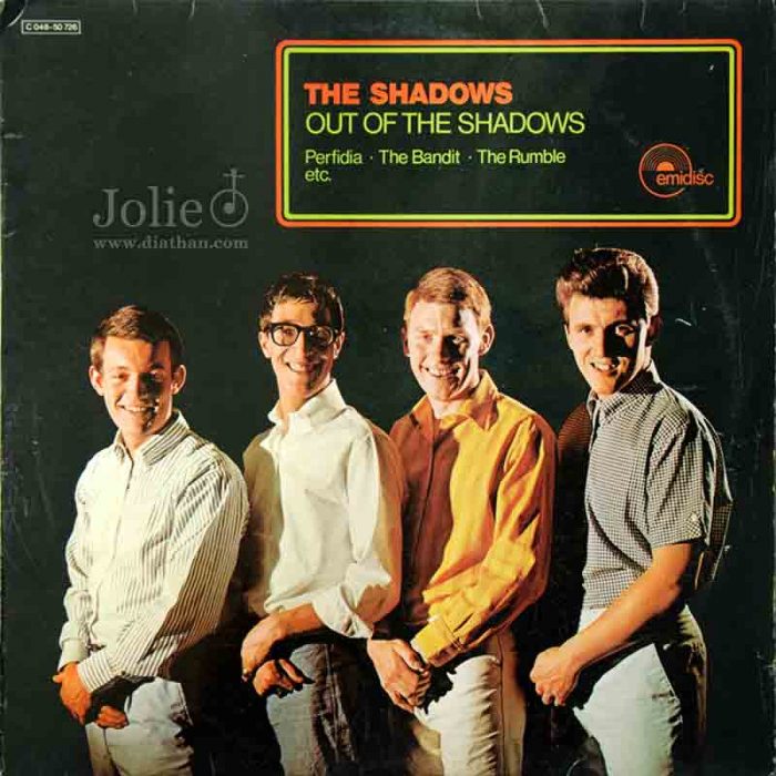 Đĩa than The Shadows ‎– Out Of The Shadows, nhạc Châu Âu, thể loại Rock, năm 1970, vinyl, đĩa than, đĩa nhựa, the Shadows