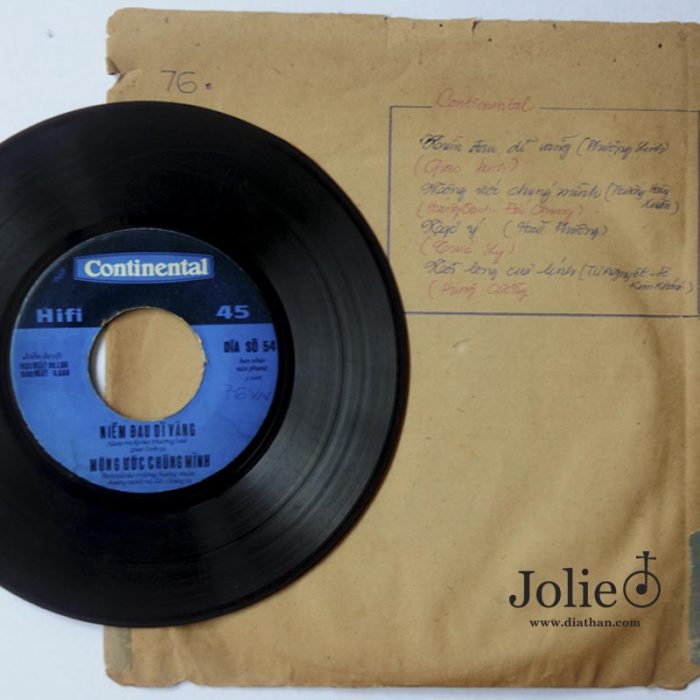 vietnam vinyl record 7’’ 45 rpm,